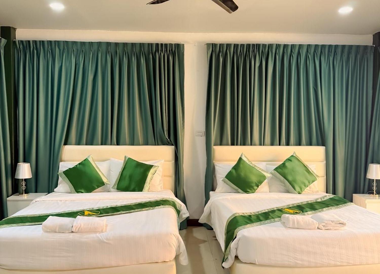 Magnitude 6 Bedroom In Pratumnak