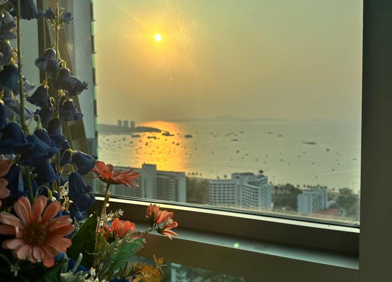 Apartment Centric Sea 40th Floor Sea View Infinity Pool On The Floor 21 Terminal Centum Walking Street 6th Lane Temple Of Truth Pattaya