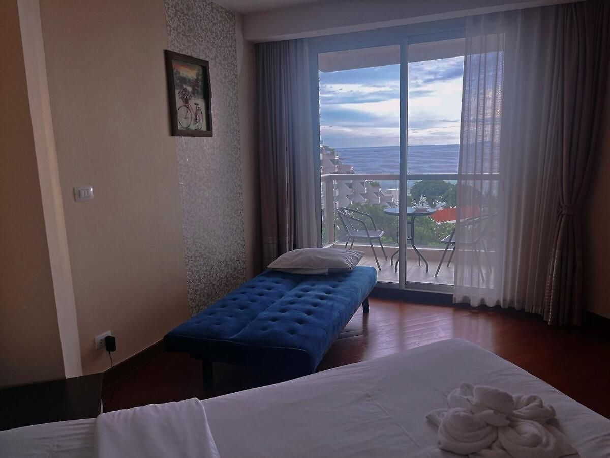 The Palm Sea View Apartment *