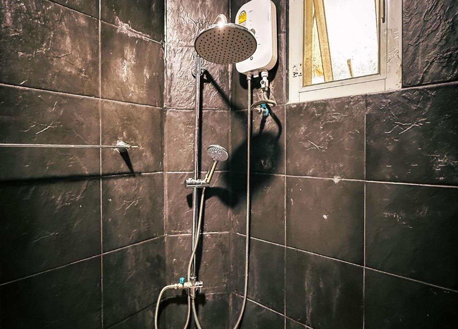 Apartment Magnitude 6 Bedroom In Pratumnak