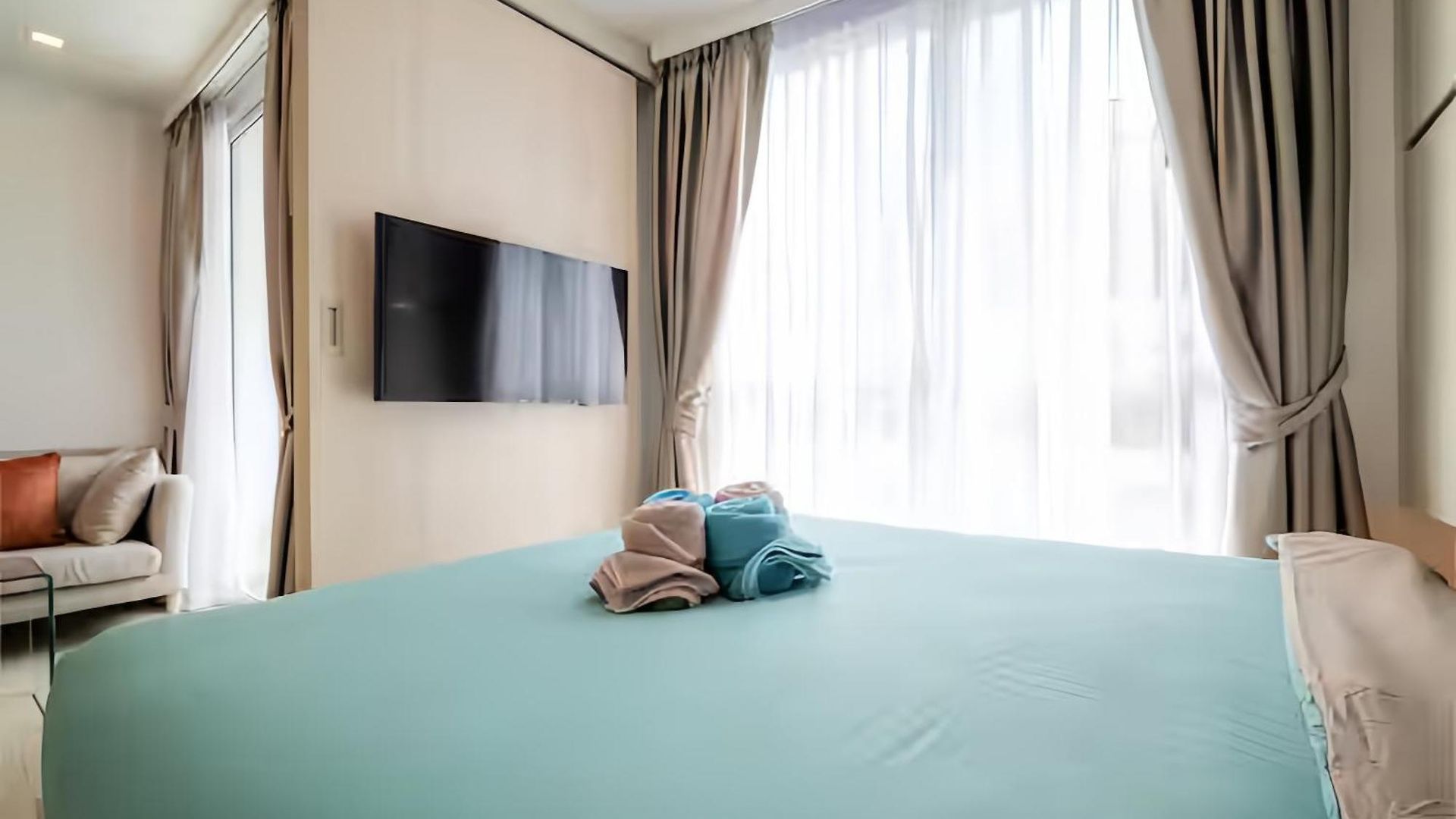 Olympus Garden Apartment *