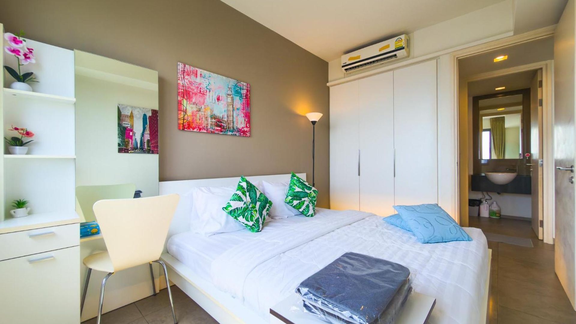 Skyline Serenity By Mountain Park Apartment