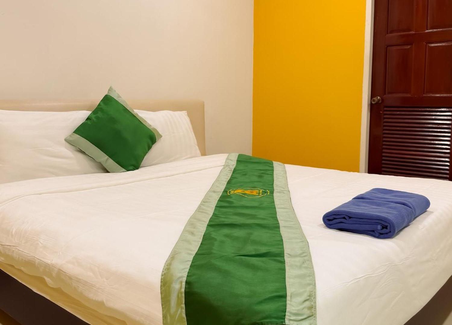 Apartment Magnitude 6 Bedroom In Pratumnak