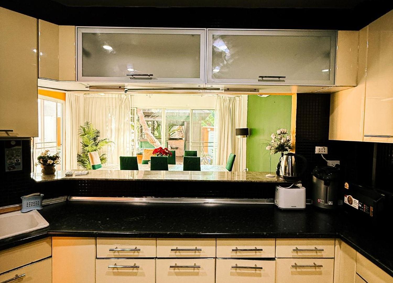 Apartment Magnitude 6 Bedroom In Pratumnak