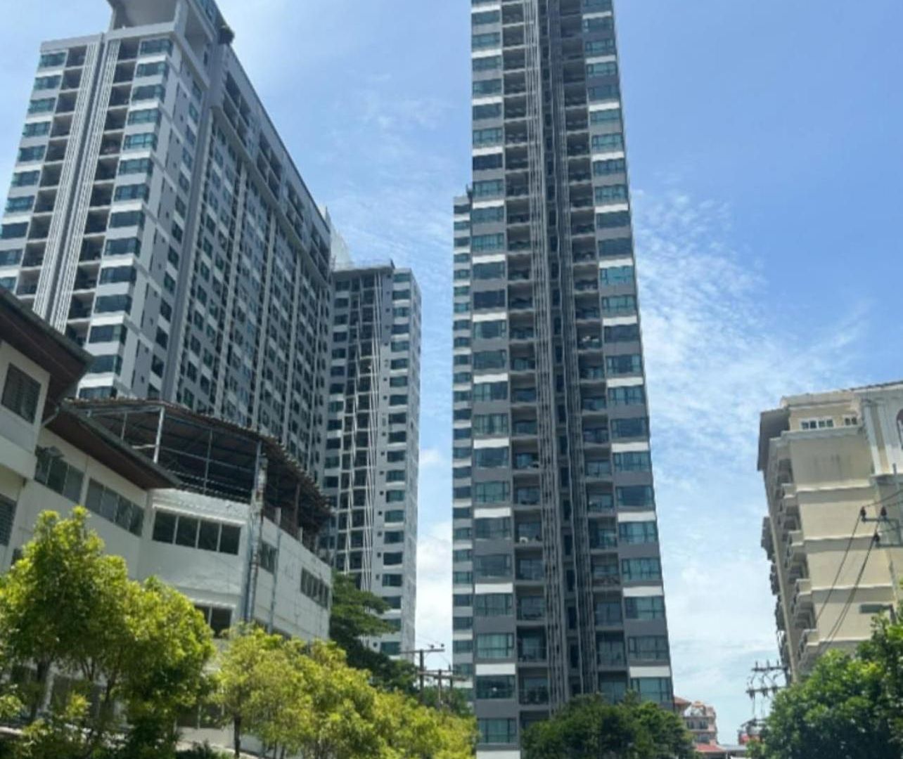 The Base Seaview Apartment Pattaya