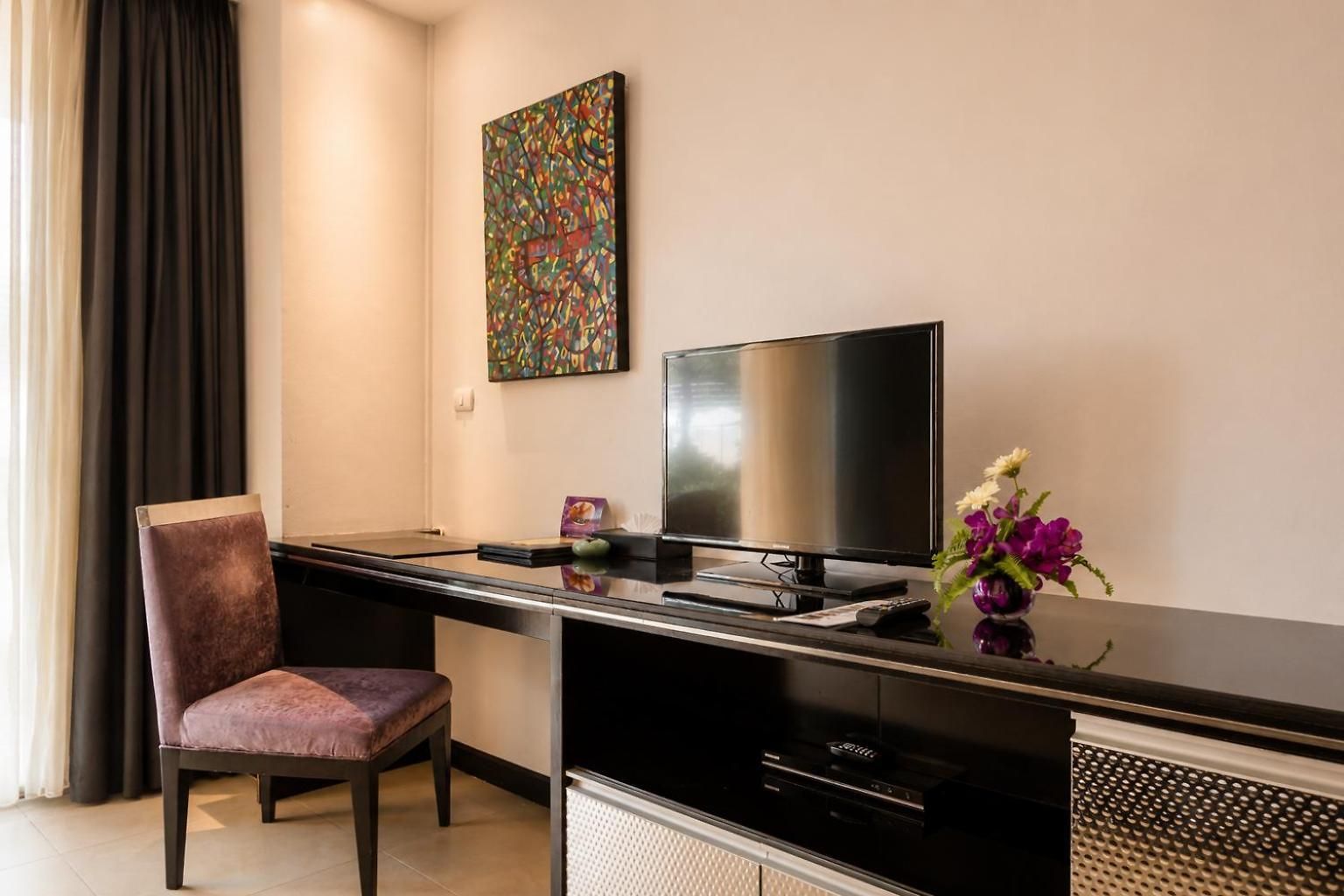 Nova Platinum Hotel 4*