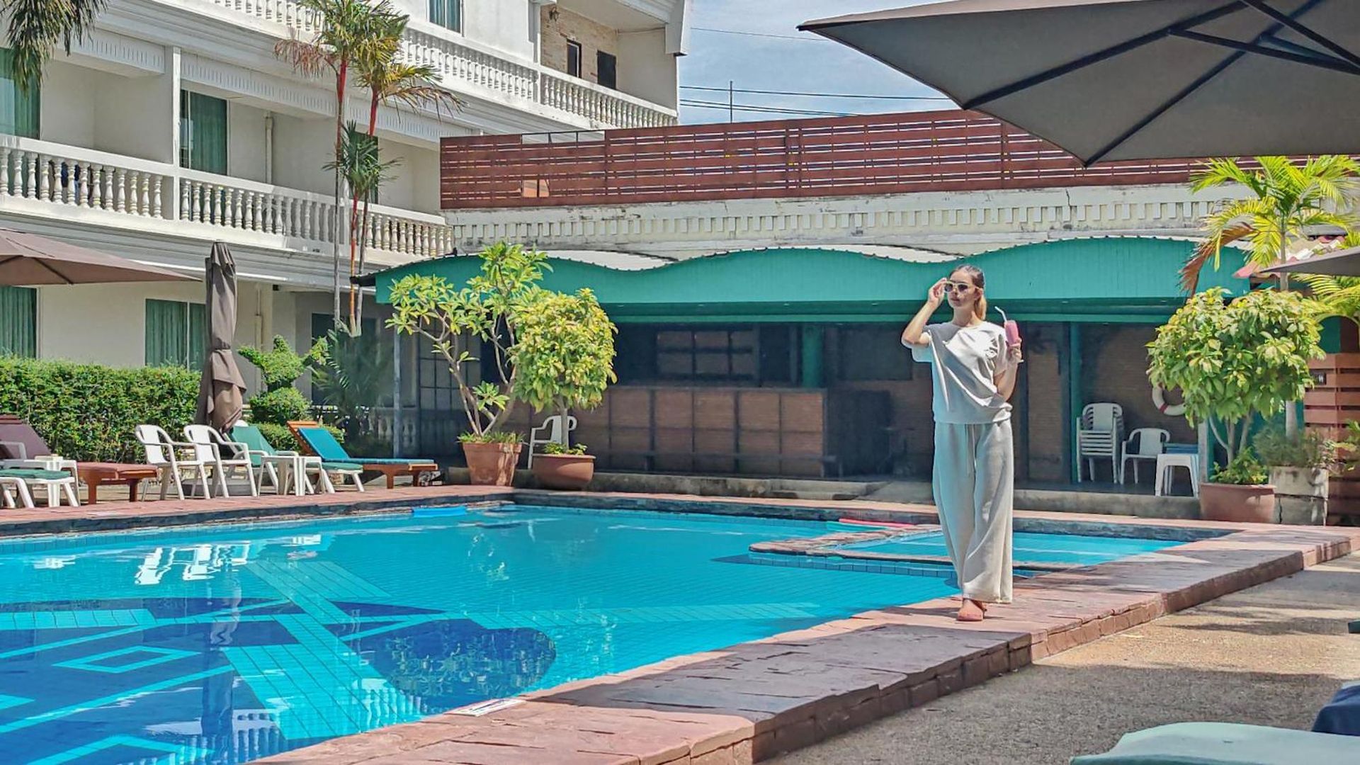 วินด์มิลล์รีสอร์ทโฮเทล พัทยา โรงแรม 4*