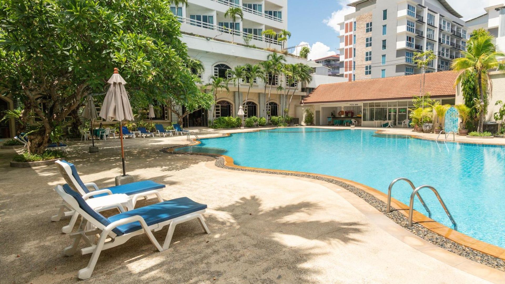 รายัล ทวินส์ พาเลซ โรงแรม Pattaya