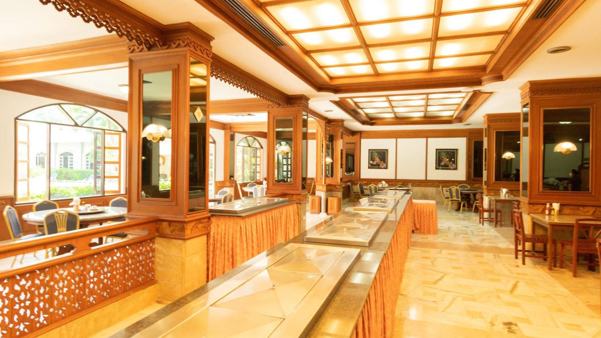 โรงแรม รายัล ทวินส์ พาเลซ Pattaya