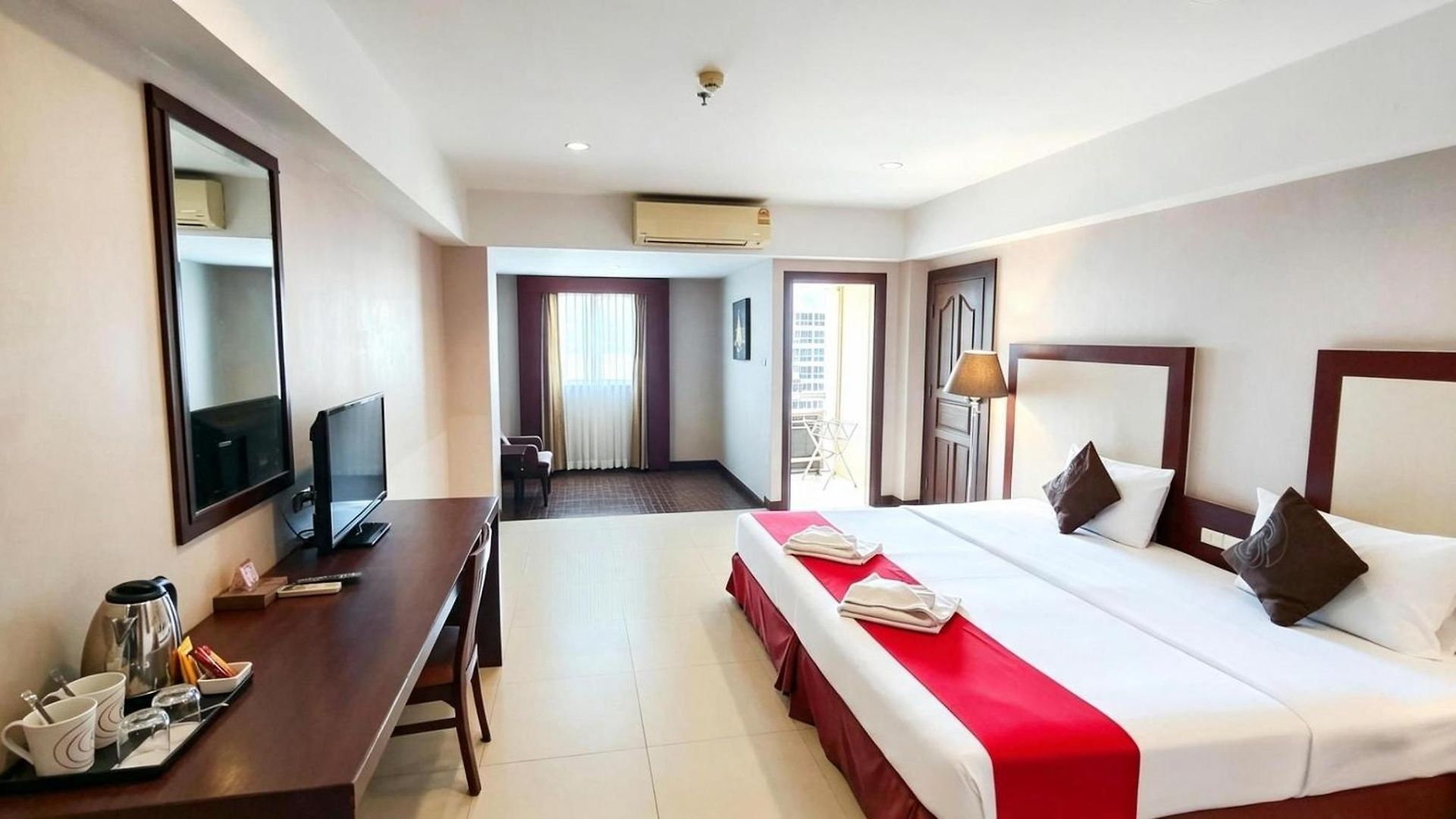 Golden Sea โรงแรม