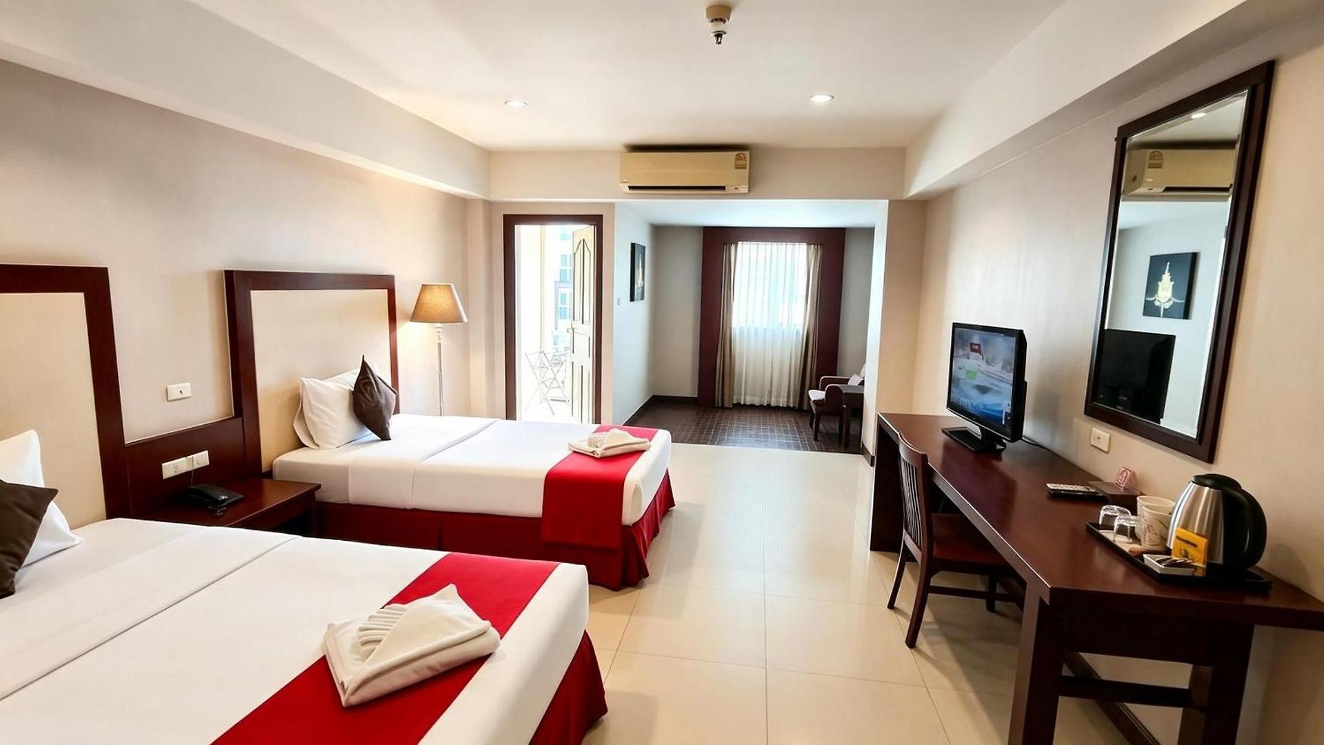 Golden Sea โรงแรม