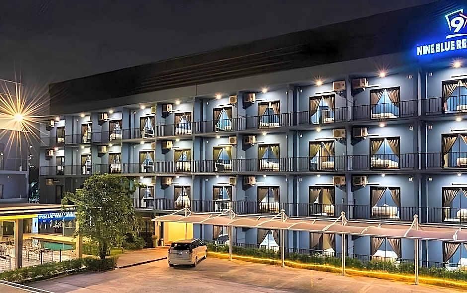 Nine Blue โรงแรม