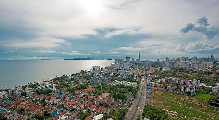 Dusit Grand View Apartment *