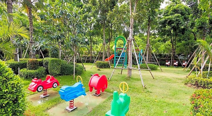 Dusit Grand View Apartment *