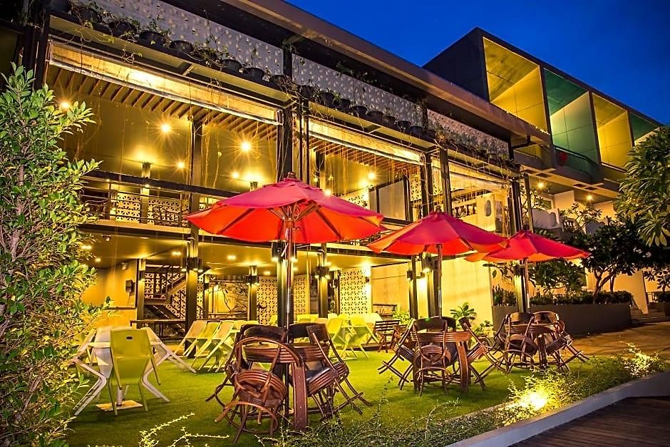 Asleep By Lantana Hotel Pattaya
