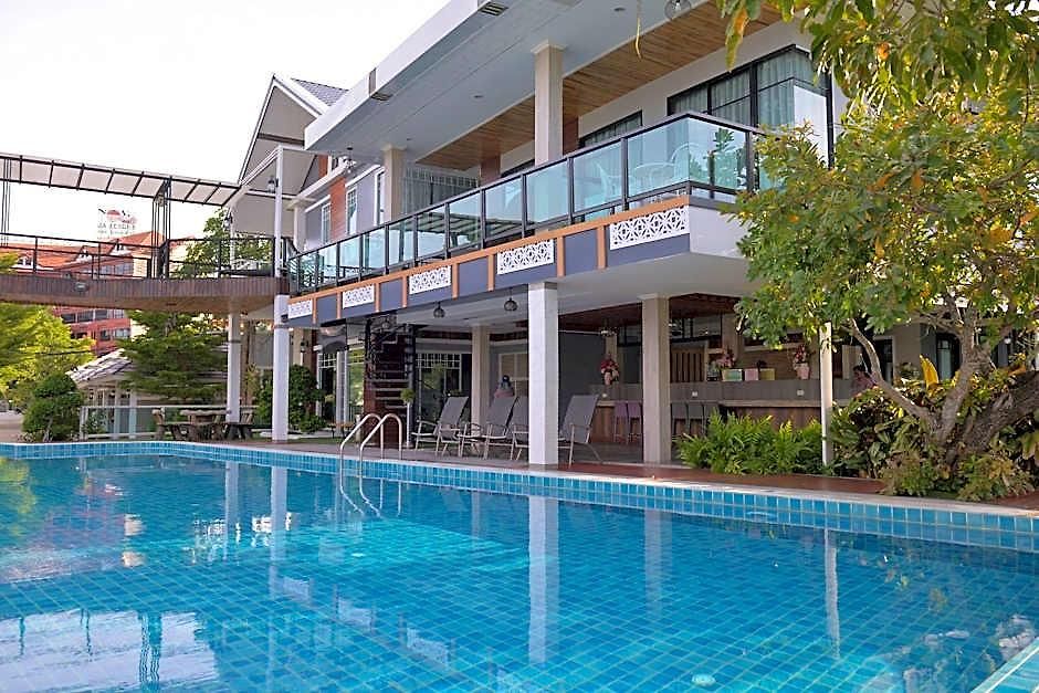 The Tamnan & 4* Pattaya