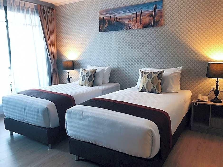 โรงแรม The Tamnan & 4*