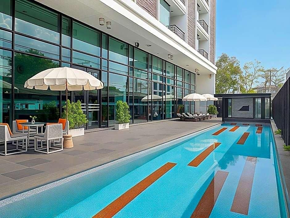 Tsix5 Quarter โรงแรม