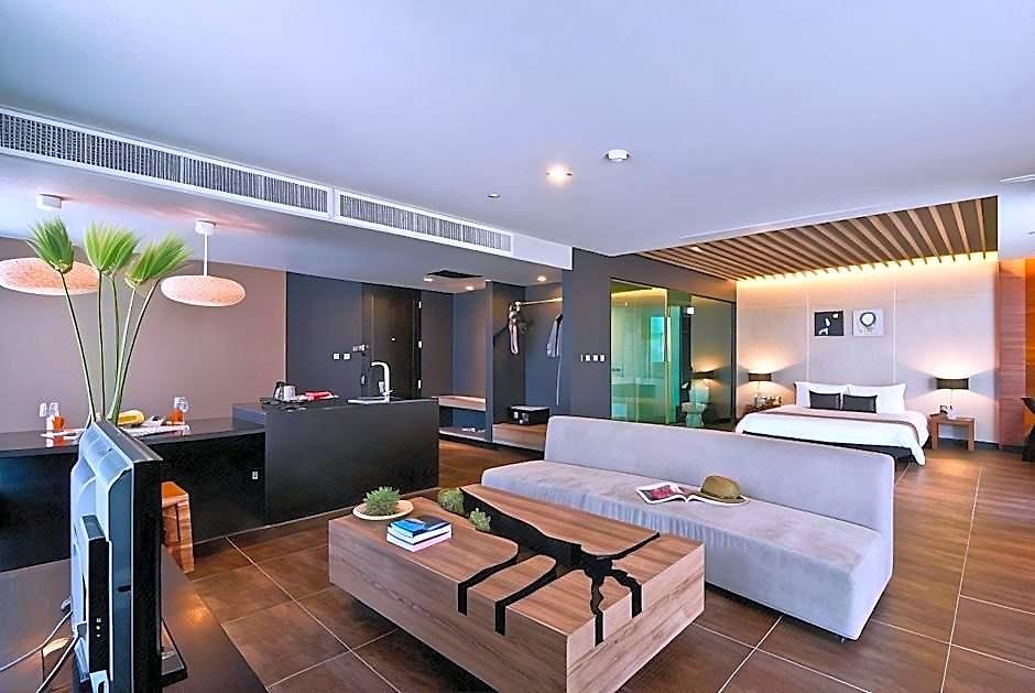 Tsix5 Quarter โรงแรม