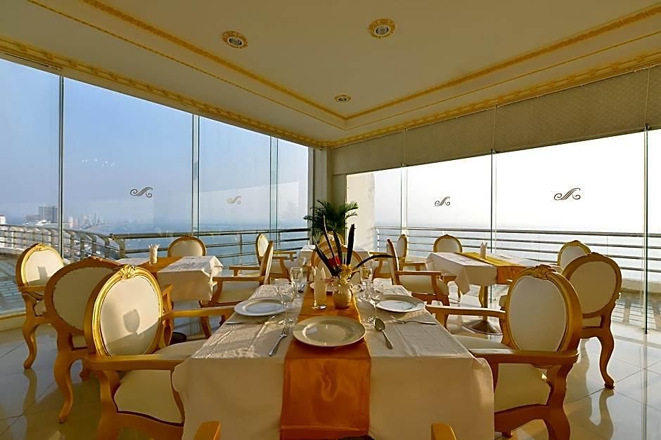 Adriatic Palace โรงแรม