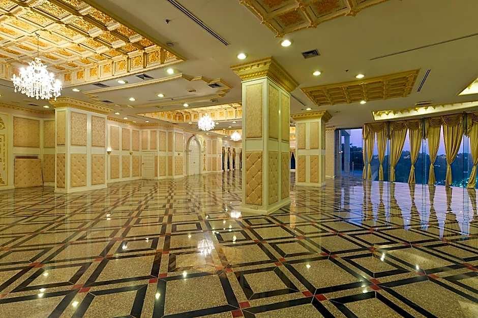 Adriatic Palace โรงแรม Pattaya
