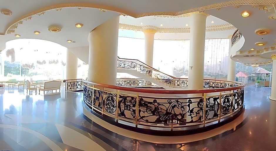 โรงแรม Adriatic Palace