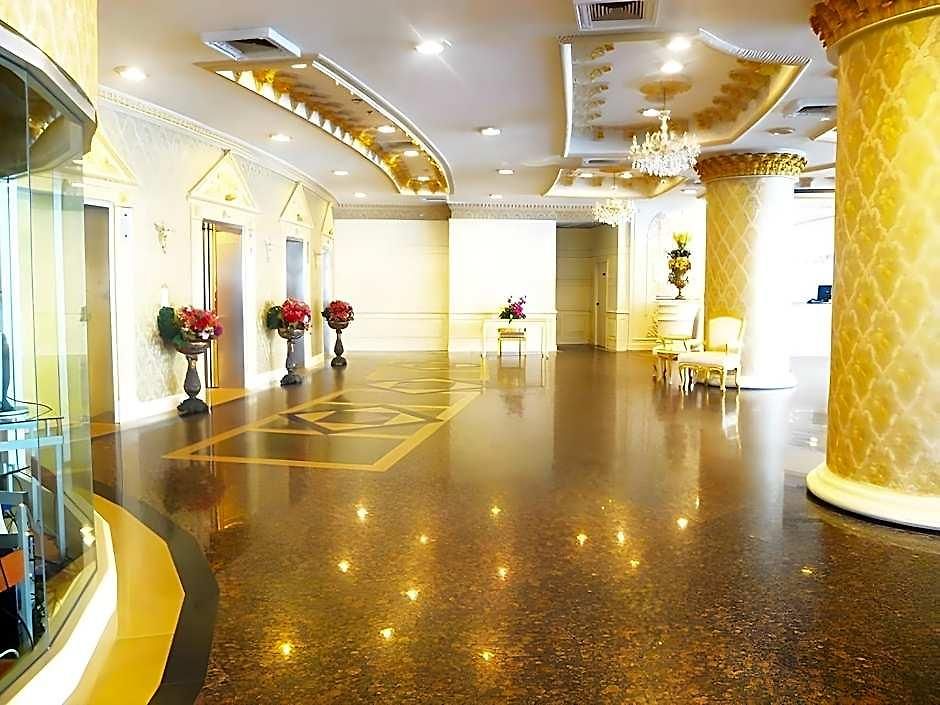 Adriatic Palace โรงแรม Pattaya