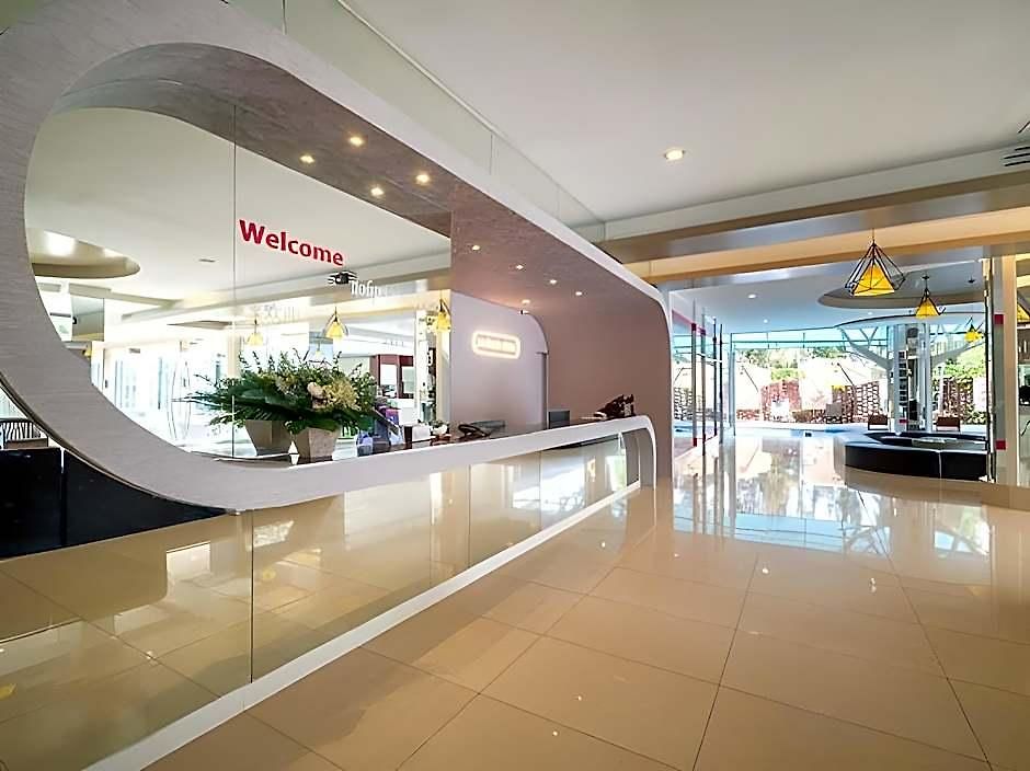 โรงแรม Sunday Ja 5*