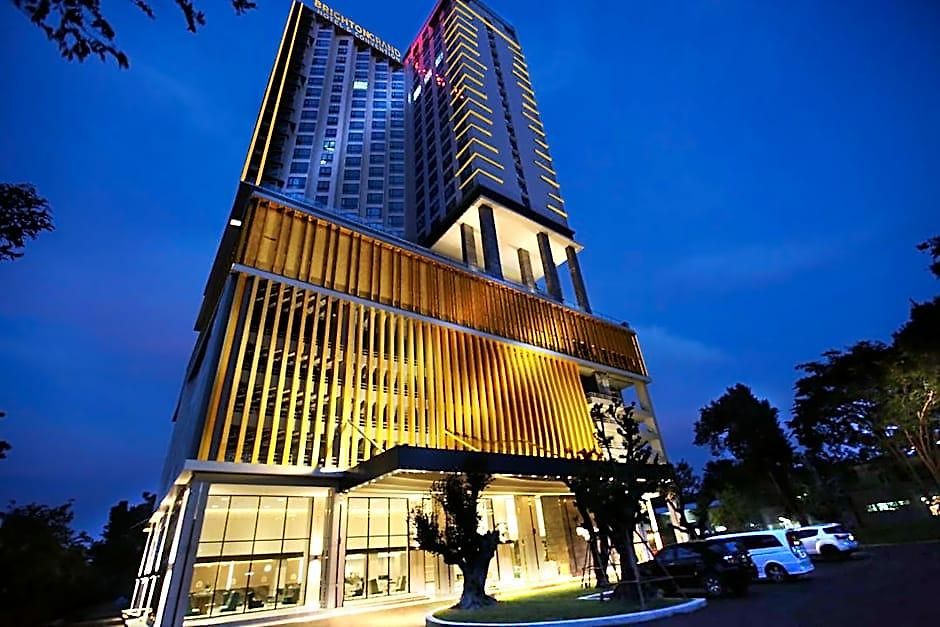 Brighton Grand & Convention 5*