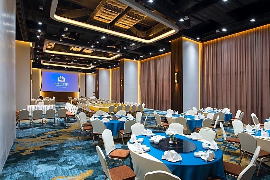 Hotel Brighton Grand & Convention