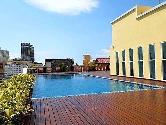 Dhotel Hotel