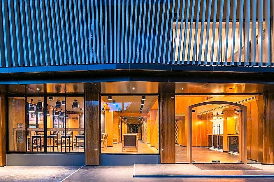 Asana & โรงแรม
