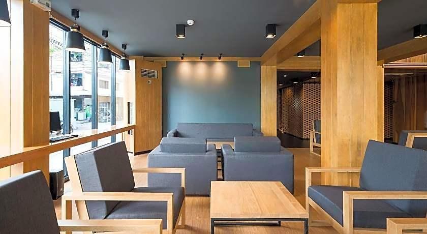 โรงแรม Asana & 3*