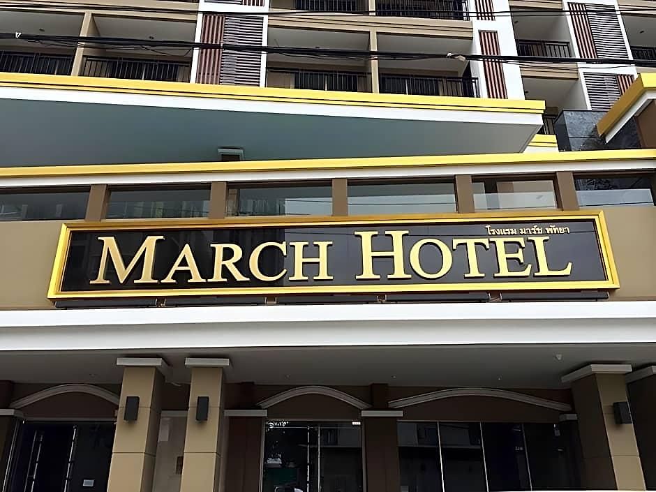 March Hotel 3*