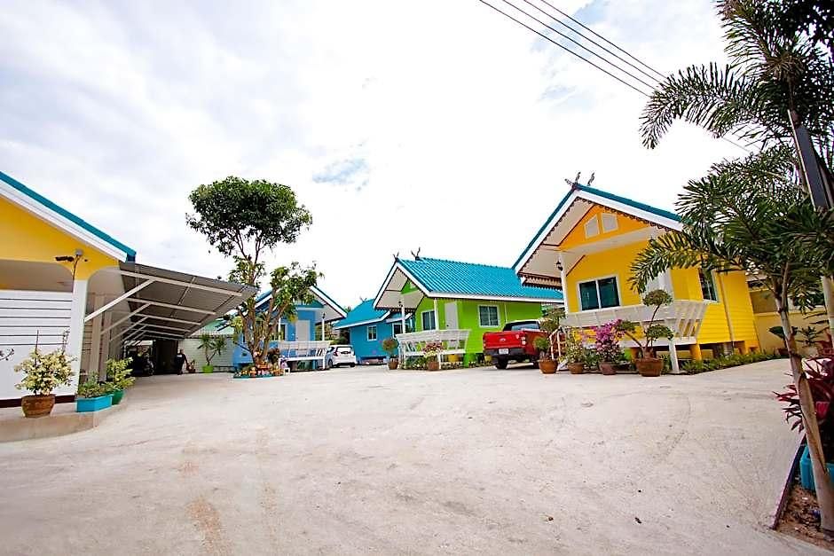 Bannrommai Sattahip Hotel 2*