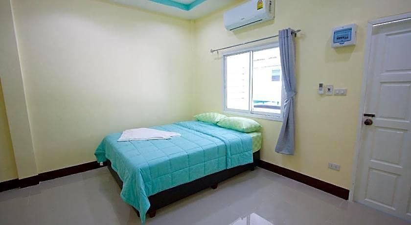 Bannrommai Sattahip 2*