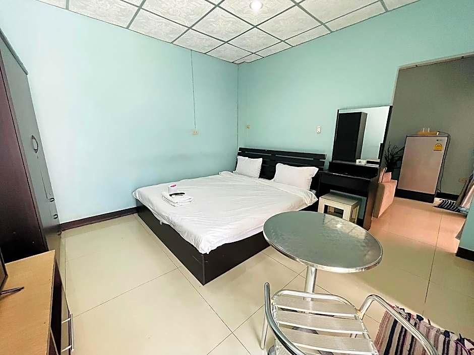Br Hotel 2*