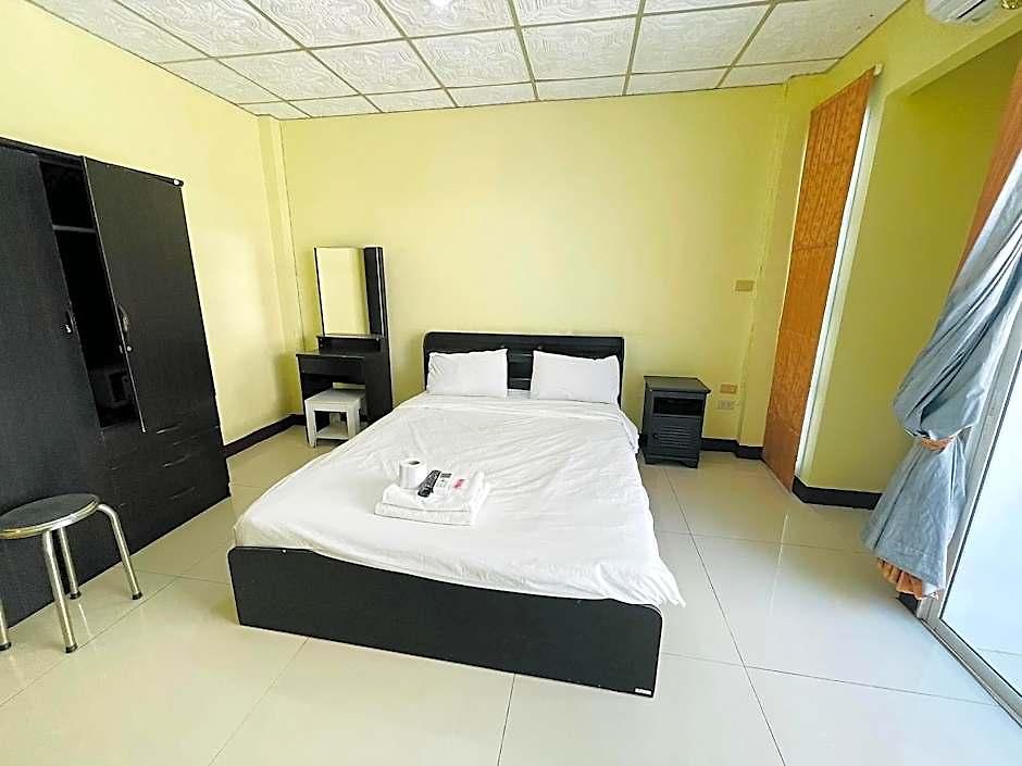 Br Hotel