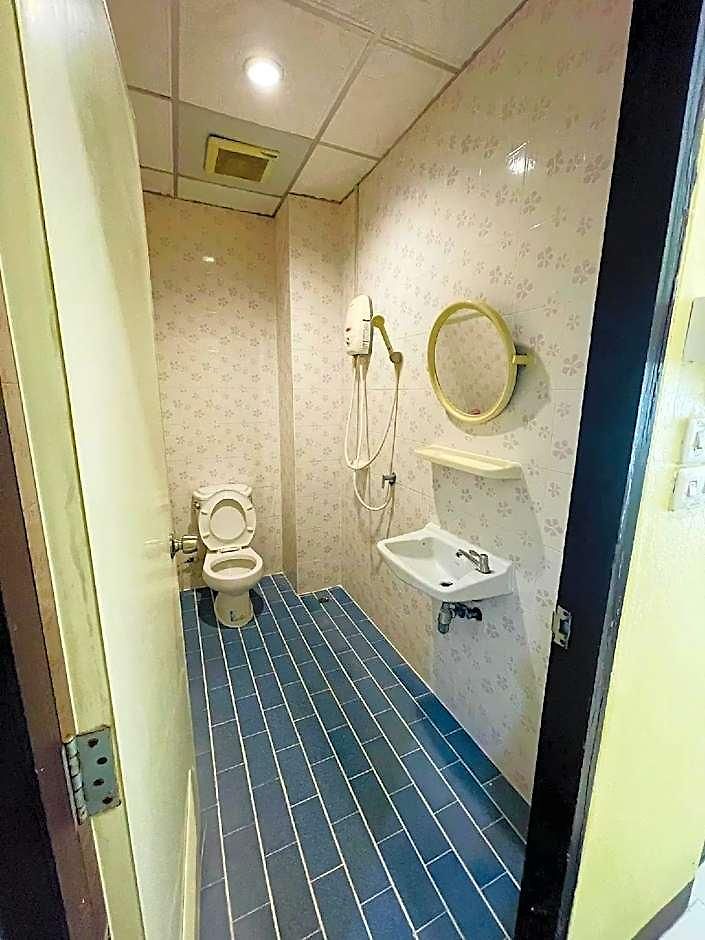 Hotel Br 2*