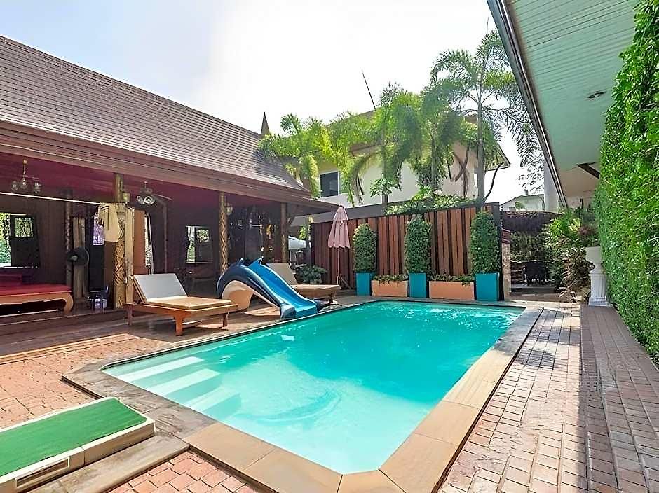 Terra Nara โรงแรม Pattaya