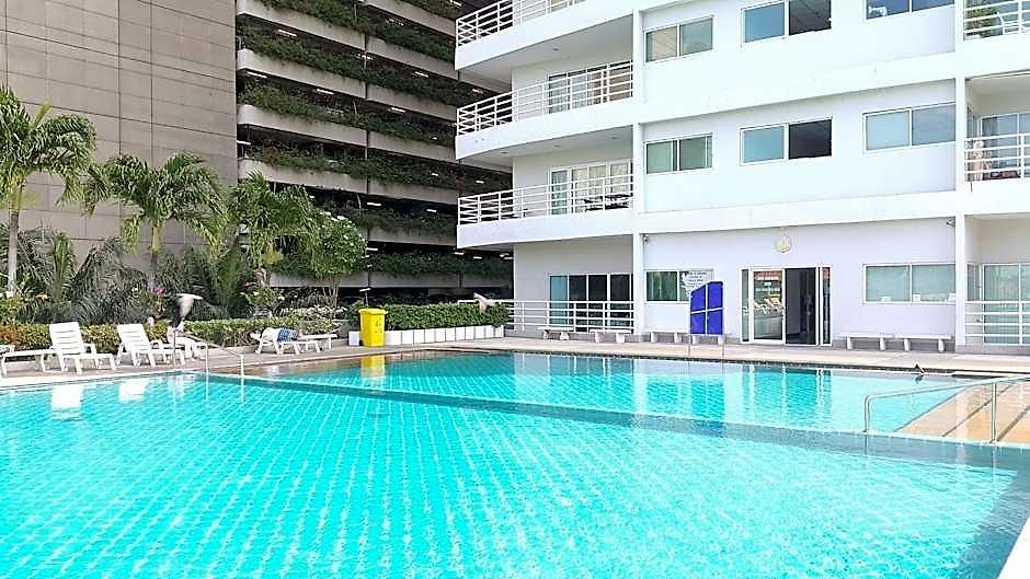 Vtsix At View Talay 6 Hotel 3*