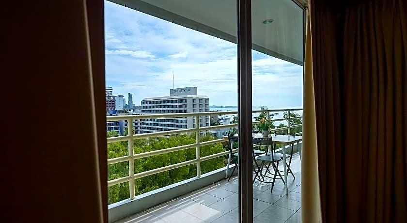 Vtsix At View Talay 6 Hotel 3*