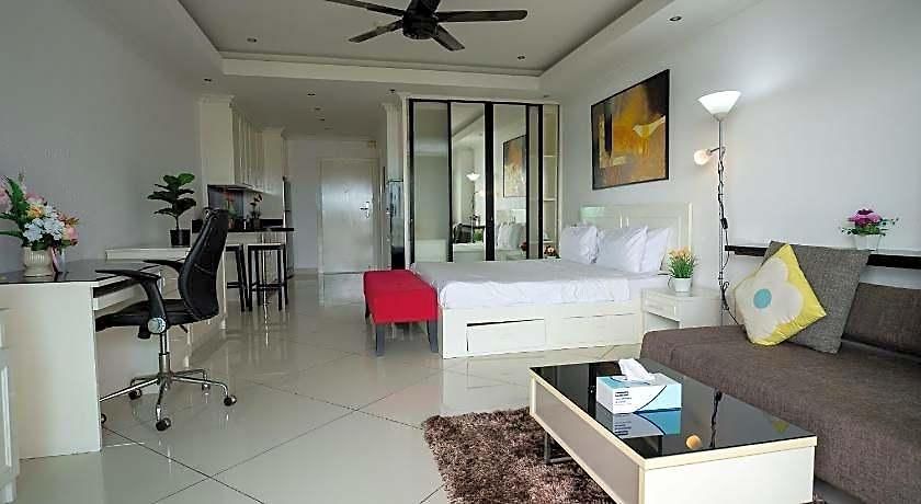 Vtsix At View Talay 6 Hotel 3*