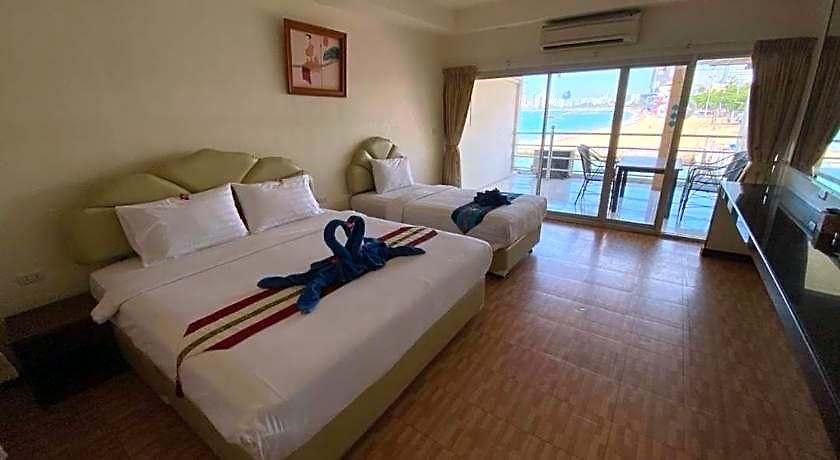 Hotel At Sea 2*
