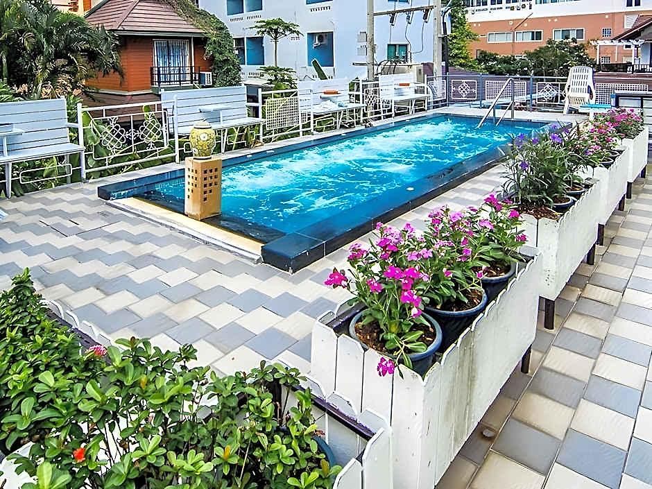Sutus Court 1 Hotel Pattaya