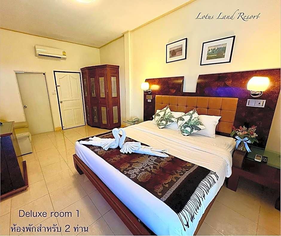 รีสอร์ท Lotusland 3*