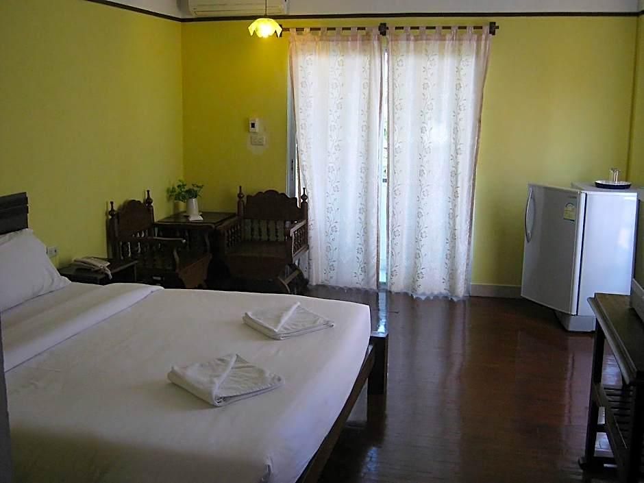 บ้านทะเล โรงแรม
