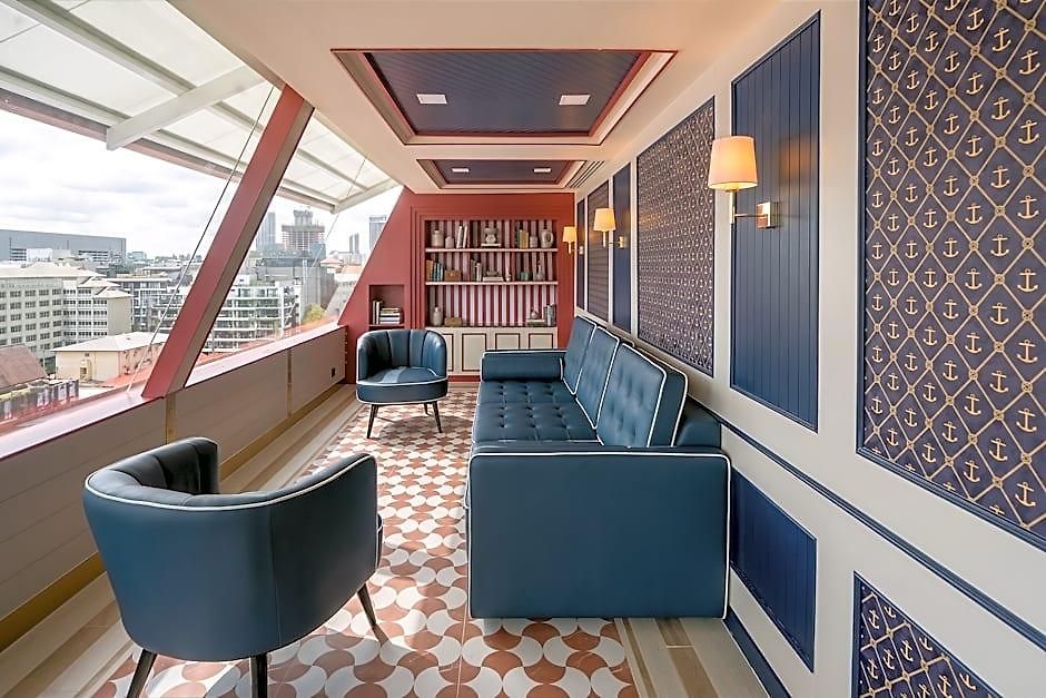 The Cruise โรงแรม 4*