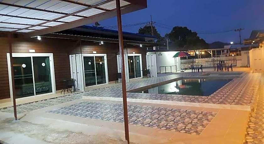 The Garden Place Inn 2*