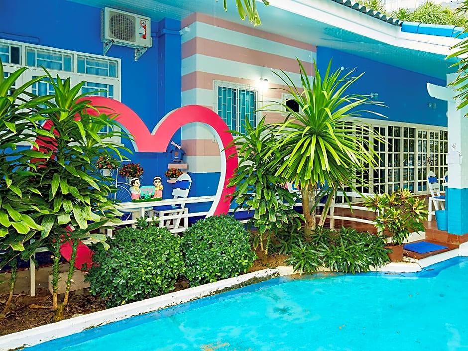 Hotel Blue House